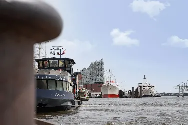 Bild Elbe und Elbphilharmonie
